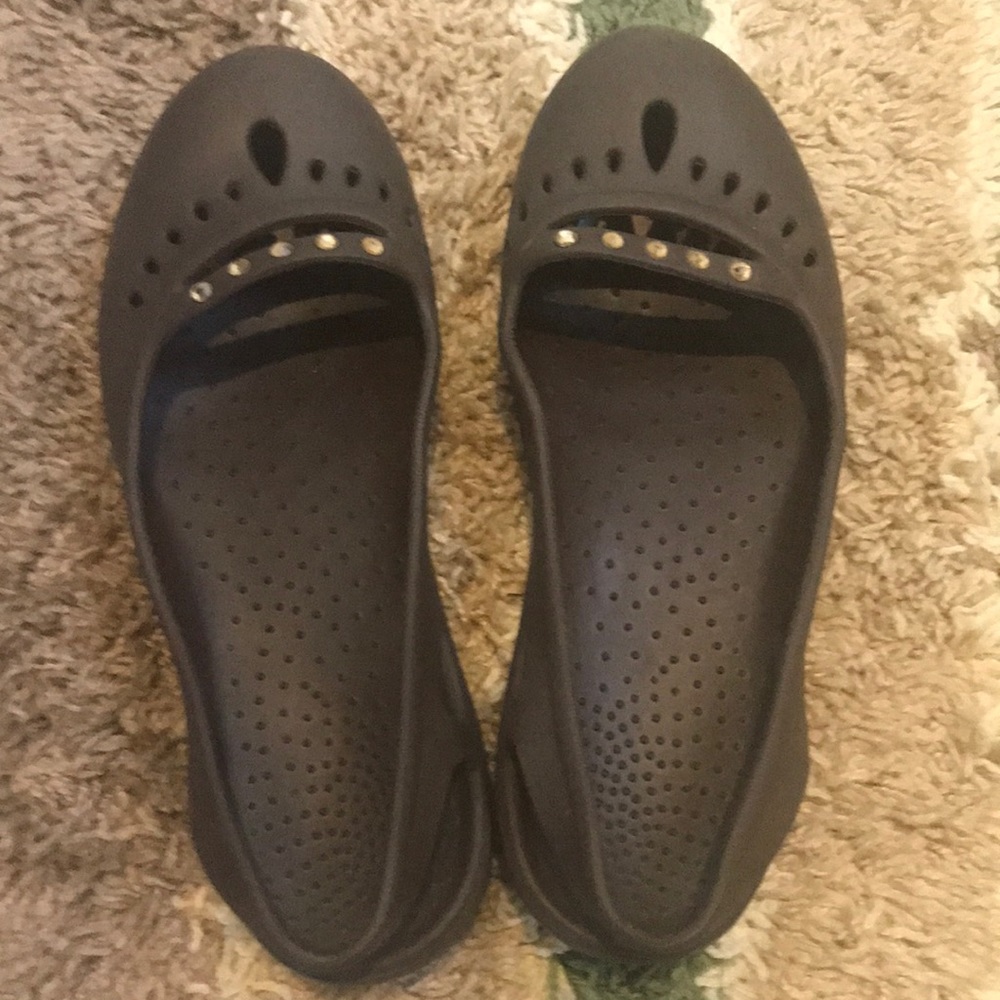 Dark brown Avon Mary Jane shoes. Size 7